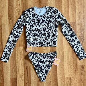 Skatie Rosie top and Salty bottom set in Greenwich 🖤